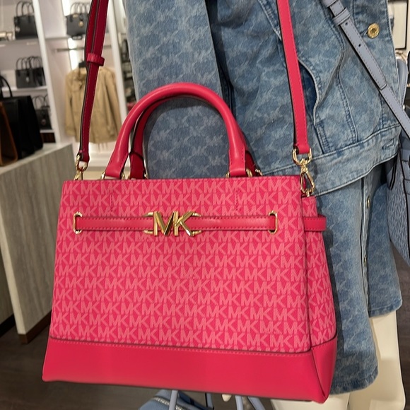 MICHAEL KORS 
Reed Large Graphic Logo Belted Satchel
Electric Pink 
NWT - Picture 11 of 16